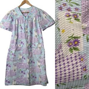 VTG Bernette Floral Gingham Seersucker House Dress M Pearl Snap Cottagecore Mumu